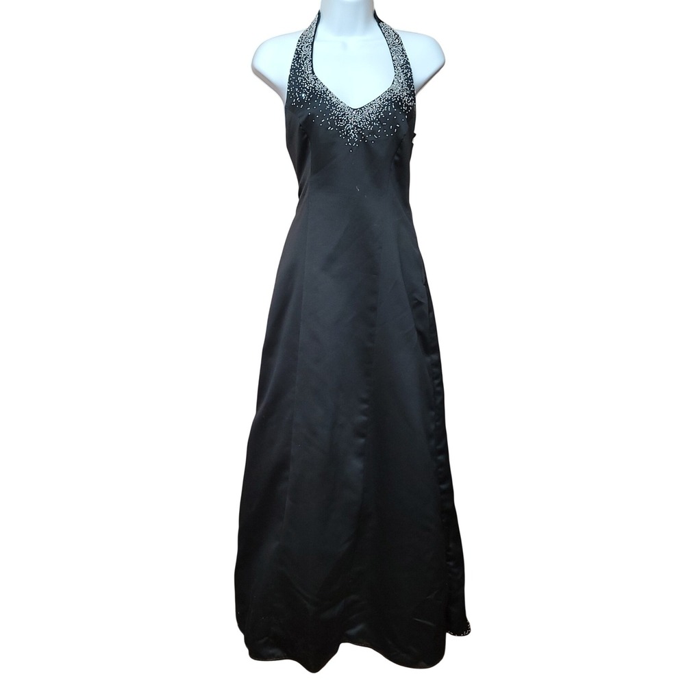 Black/White Beaded Halter Elegant Gown Corset Back Contrast Panel‎ 5/6 Prom Y2K